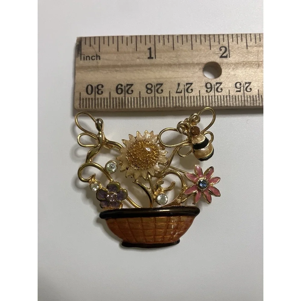 VTG Summer Brooch Pin by Kenneth Cole Sunflower Basket Bee‎ Rhinestones Grandma